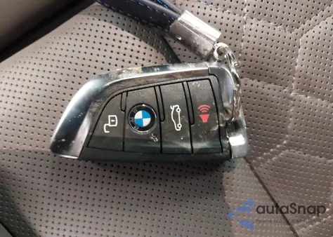 2024 BMW X3 M z USA, uszkodzony, nr VIN 5YM13EC06R9X18513